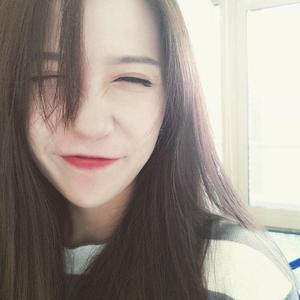 我被八个男人玩到早上H
