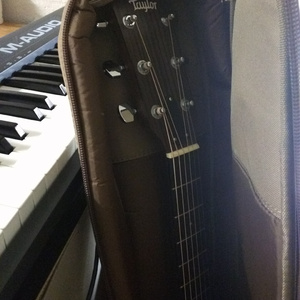 我被八个男人玩到早上H
